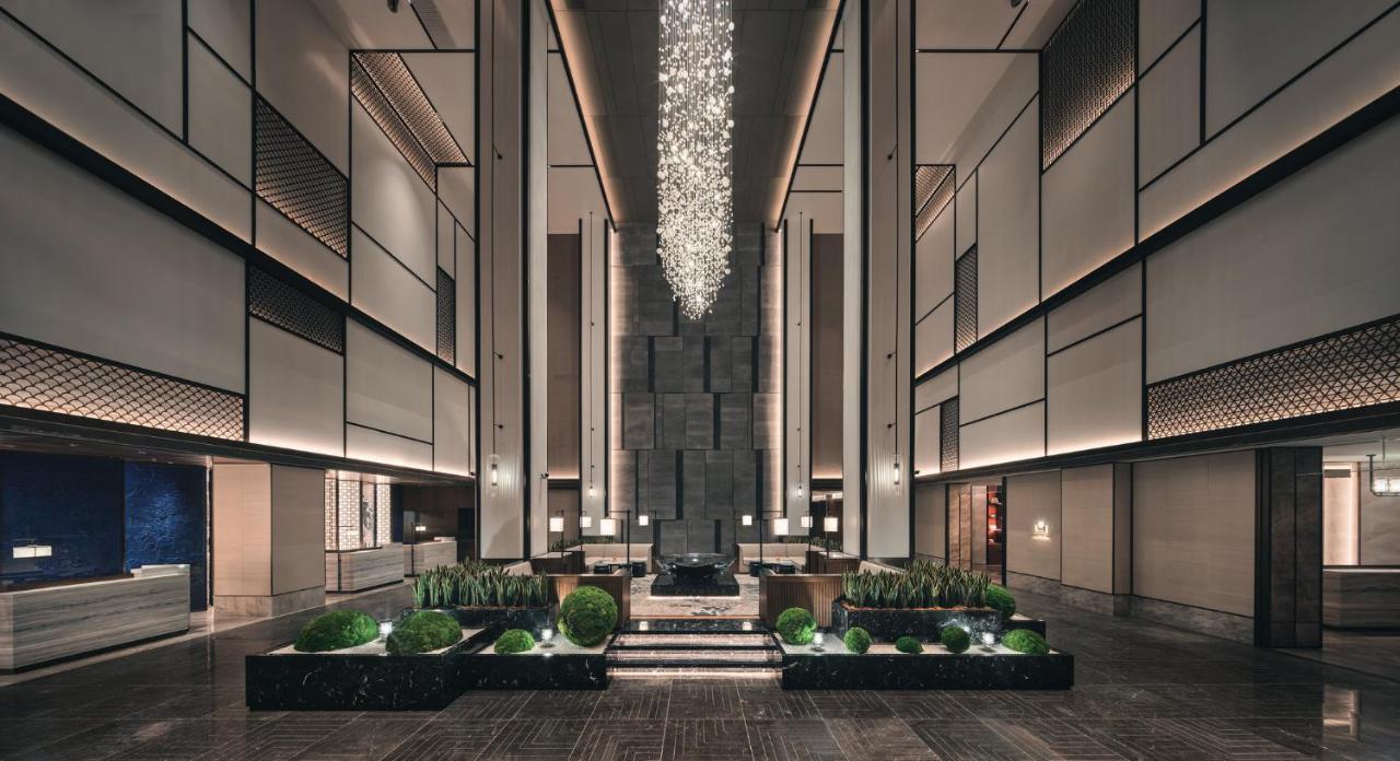 Hualuxe Kunshan Huaqiao By Ihg - F1 Racing Preferred Hotel Exterior foto