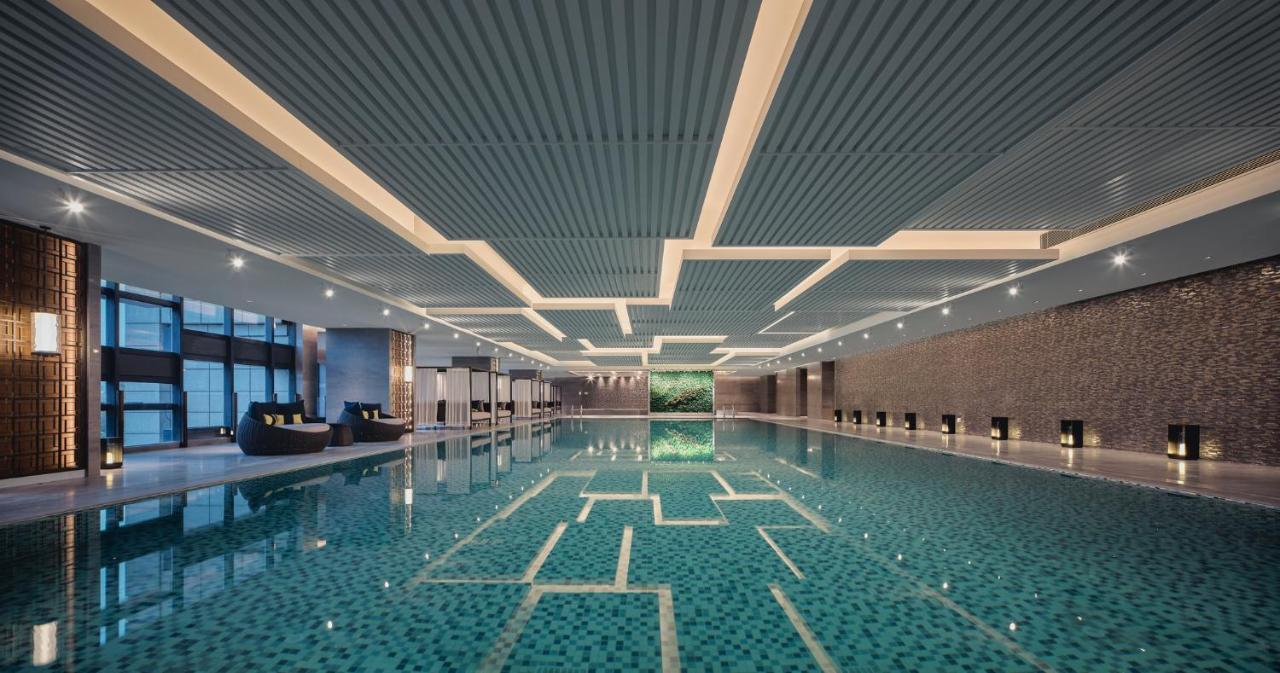 Hualuxe Kunshan Huaqiao By Ihg - F1 Racing Preferred Hotel Exterior foto